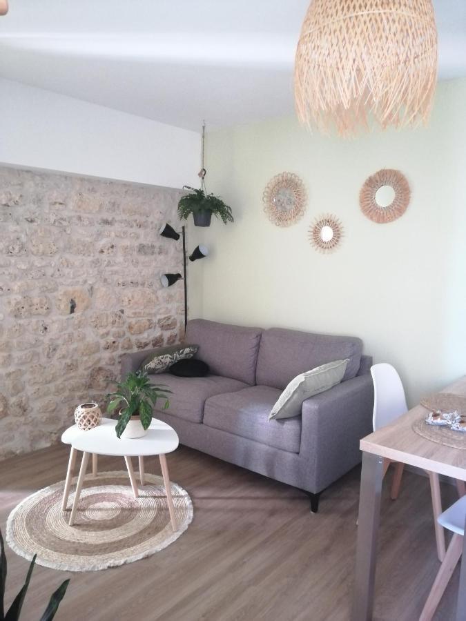 Gite Dans Une Ambiance Vegetale Avec Spa Privatif Jazennes Ngoại thất bức ảnh